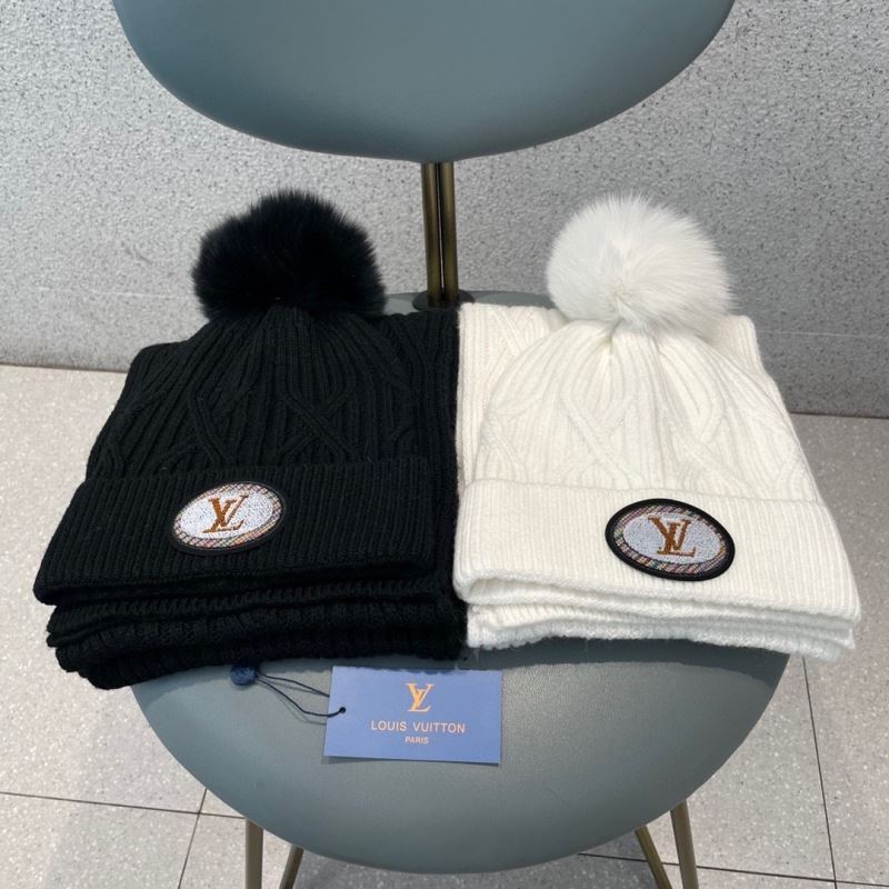 Louis Vuitton Caps Scarfs